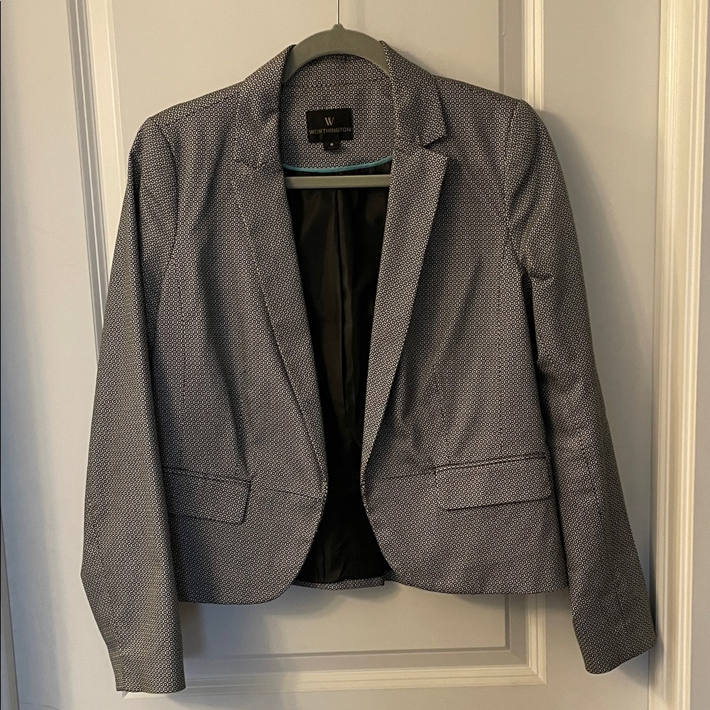 Worthington Classic Black and White Blazer
